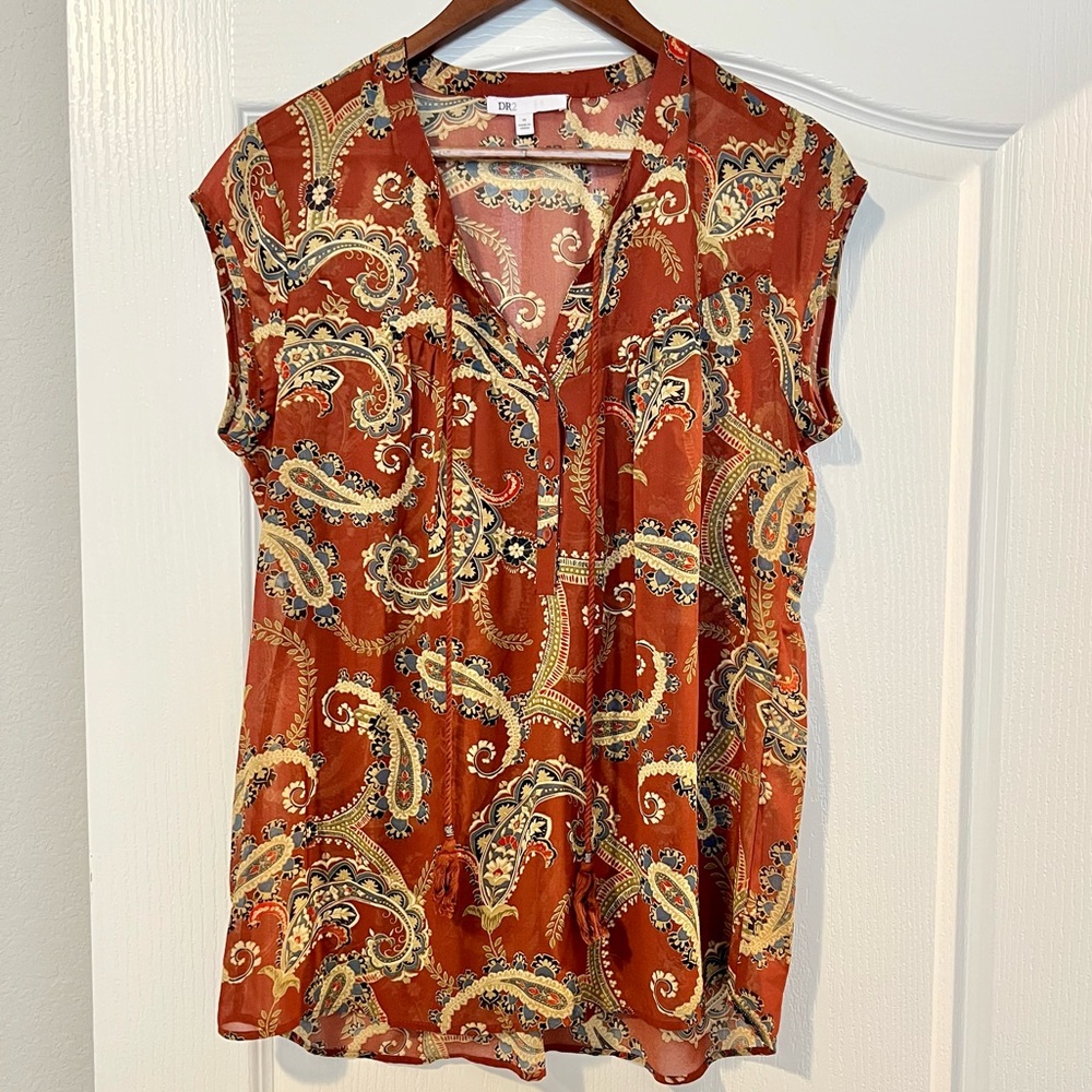 Sheer tunic top
